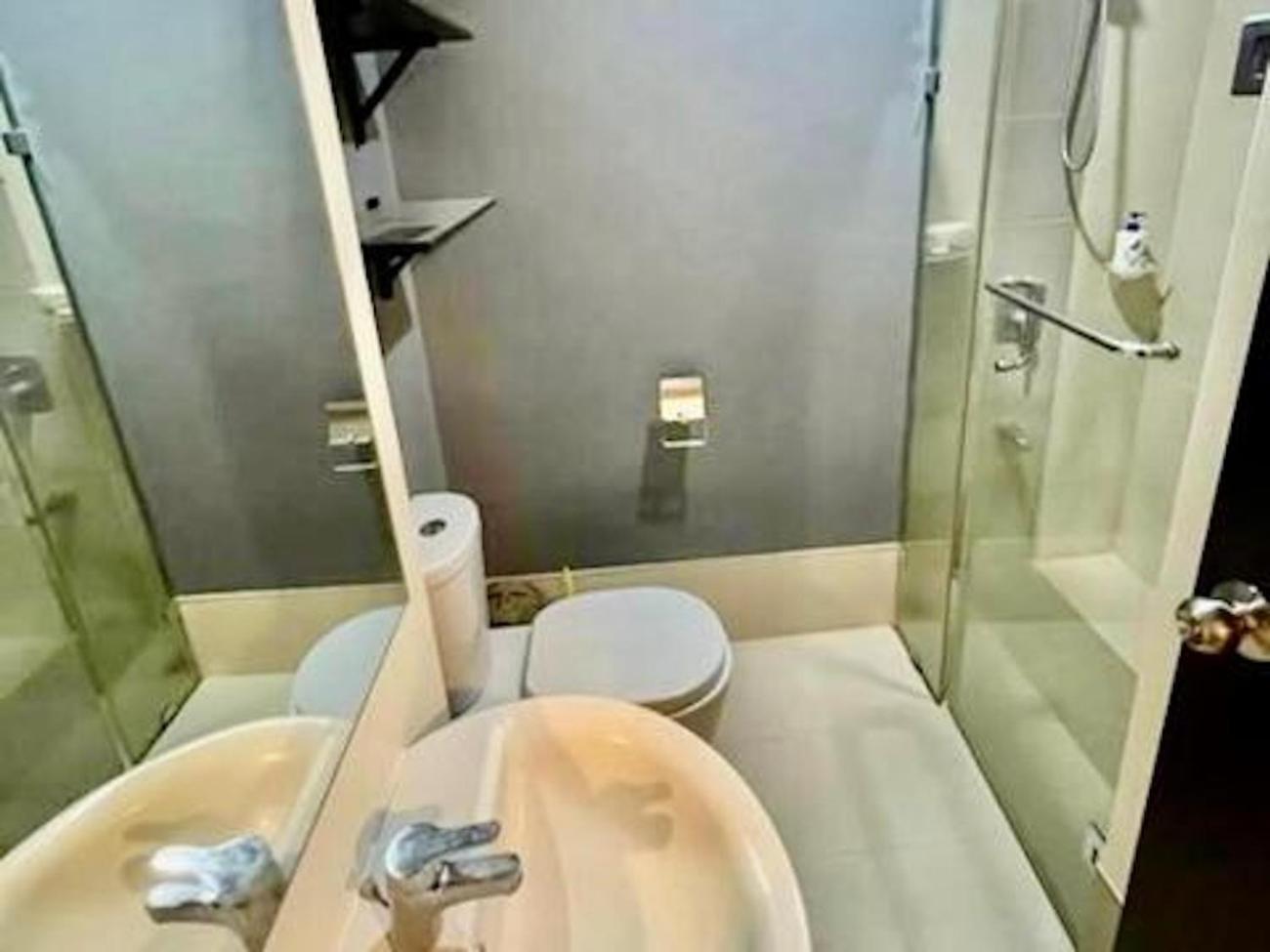 Abreeza Studio Suite 2321 - Pool, Wifi, City View, Washer, Ac, Netflix, Mall Davao Exterior photo